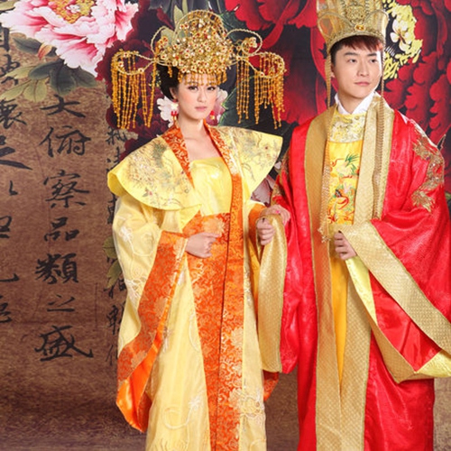 皇帝皇后演出服装图片