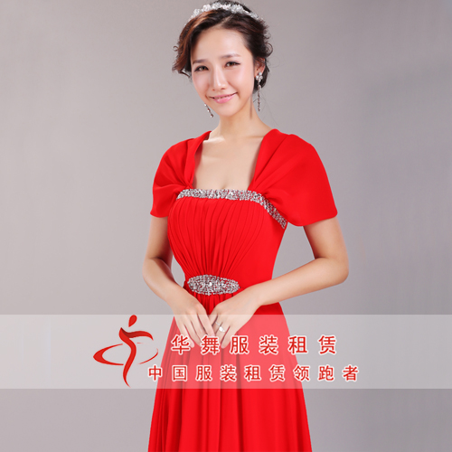 包肩修身长礼服