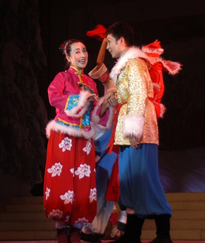 幼儿园亲子环保走秀服装图片